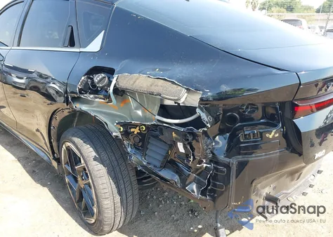 2025 Kia K4 Gt-Line из США, поврежденный, VIN 3KPFW4DE6SE130512